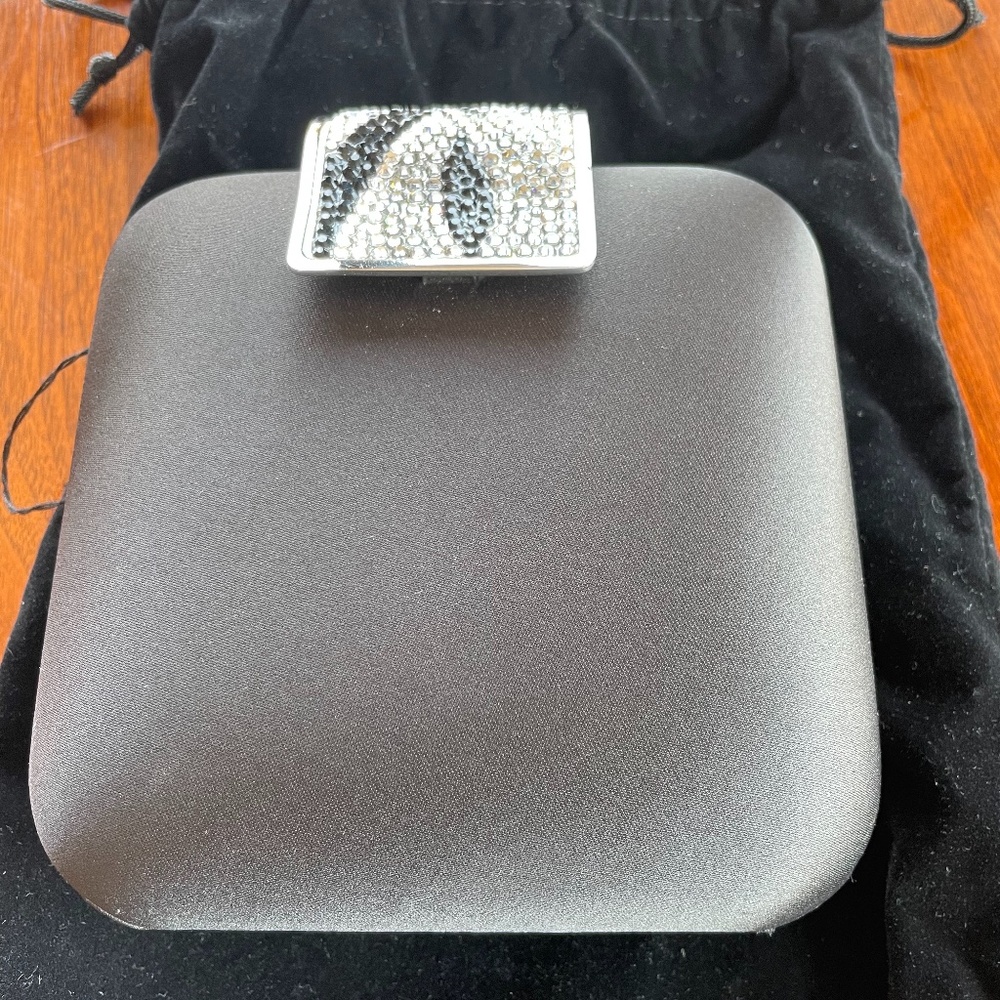 EVENING BAG IN SILK WITH SWAROVSKI CRYSTAL CLASP